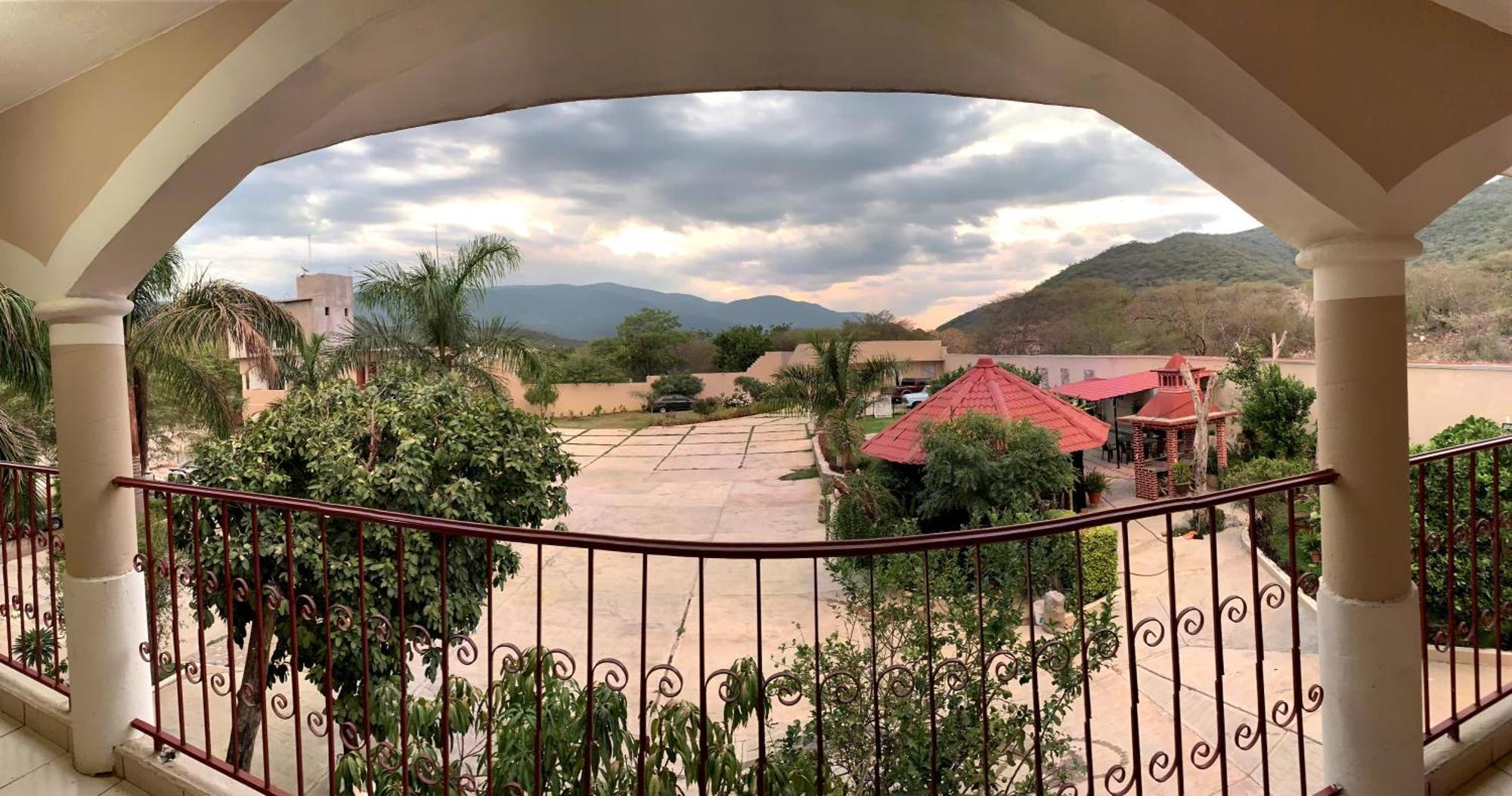 Hotel Y Restaurante Villas Del Sol Jalpan Dış mekan fotoğraf