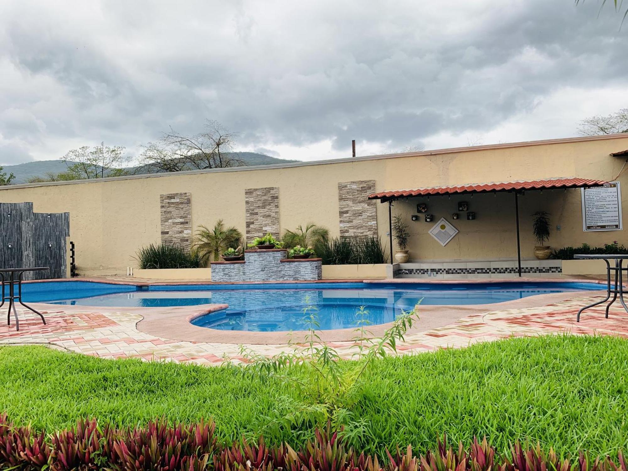 Hotel Y Restaurante Villas Del Sol Jalpan Dış mekan fotoğraf